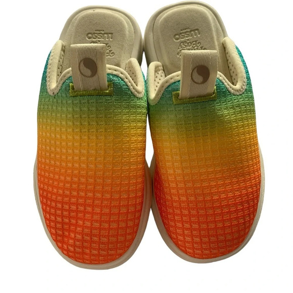 Free & Easy x Lusso Cloud Pelli Slip Ons - Picture 2 of 11